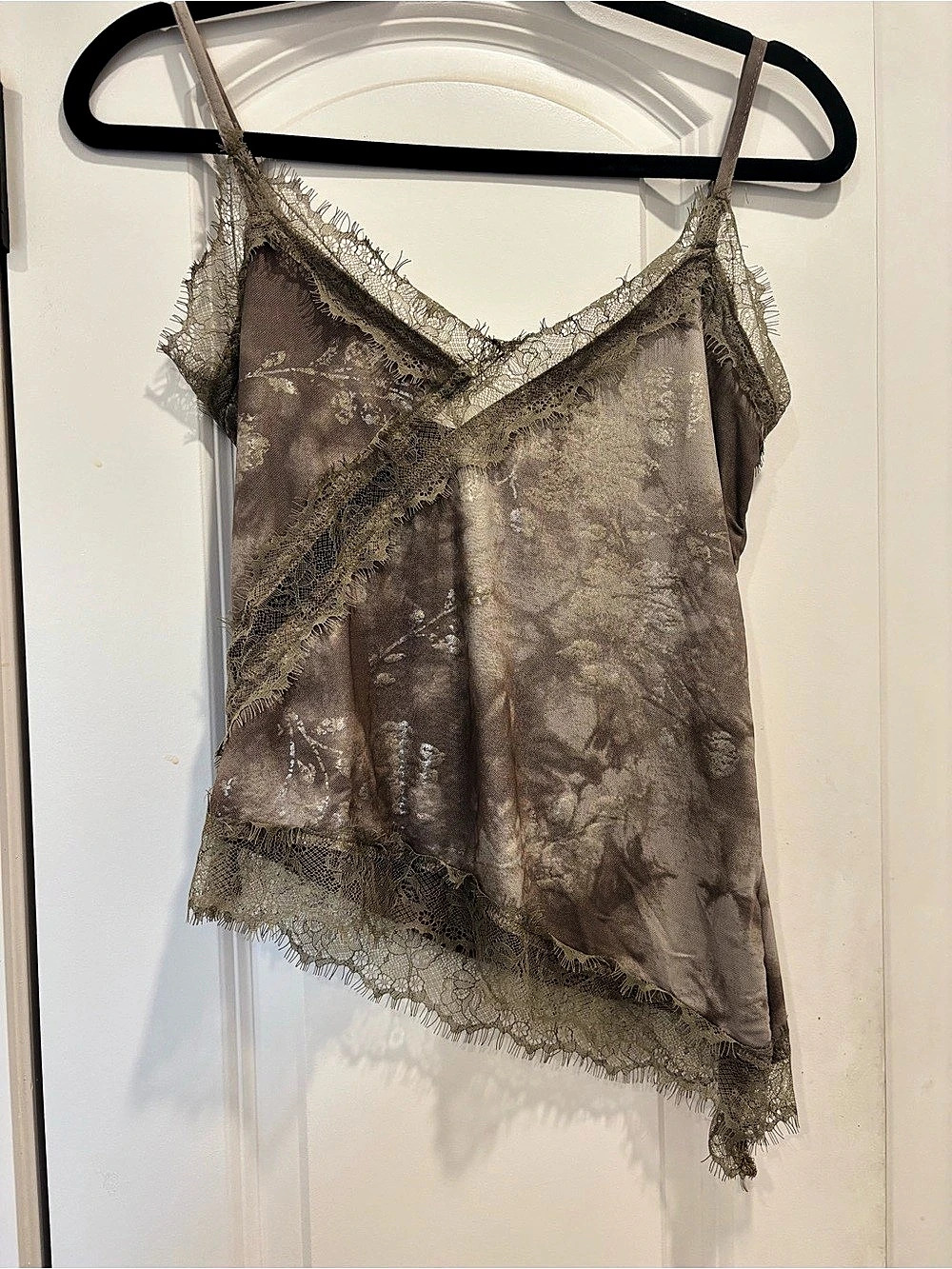 THIRTY/THIRTY Lace Trim Camisole in Brown Size Medium NWT28